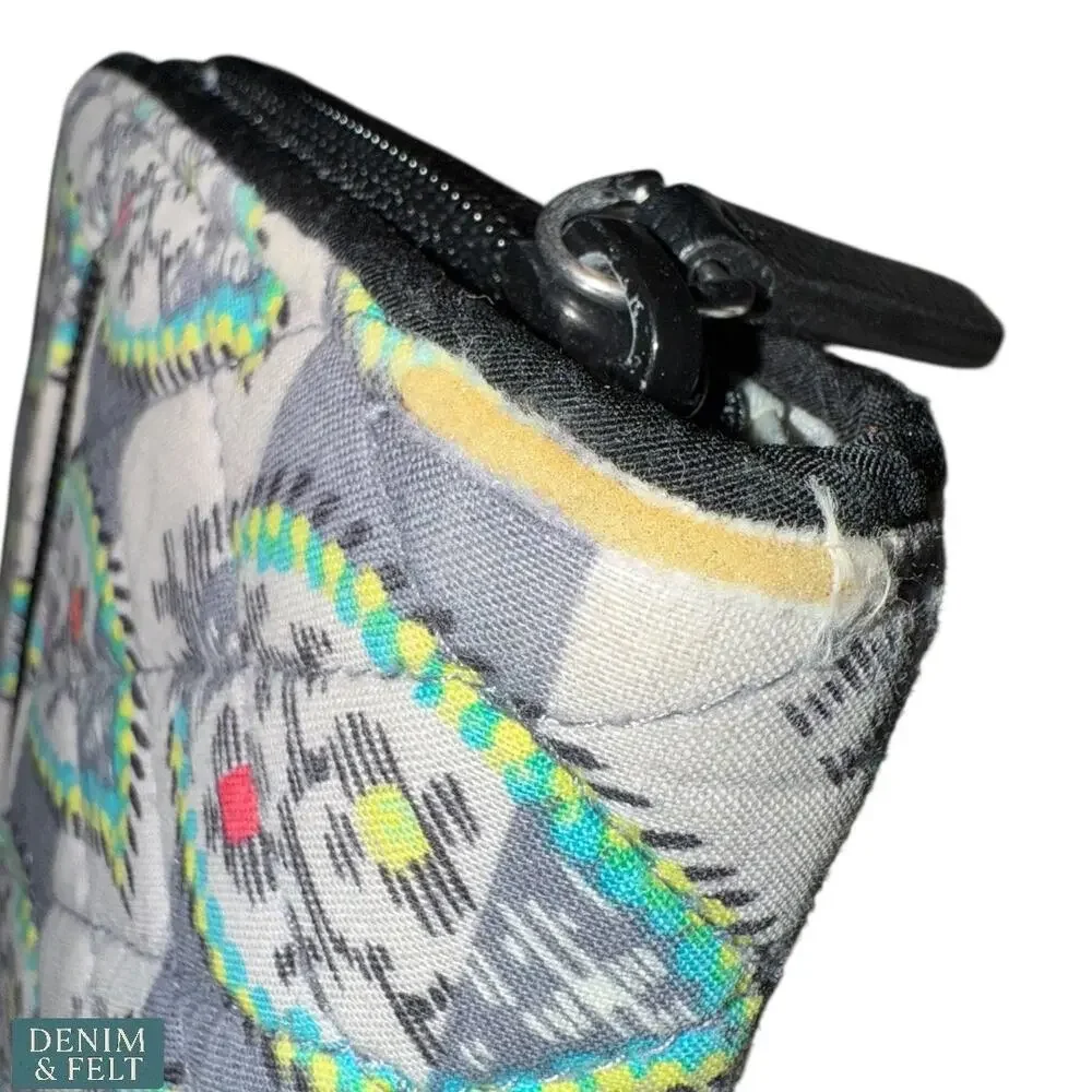 Vera‎ Bradley RFID Turnlock Wallet Paisley Stripe Quilted Aztec Full Zip Clutch